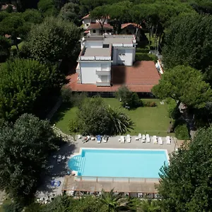 La Bussola Marina di Massa