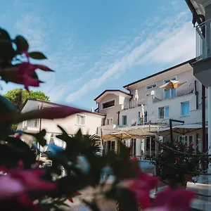 Stella Della Versilia Marina di Massa